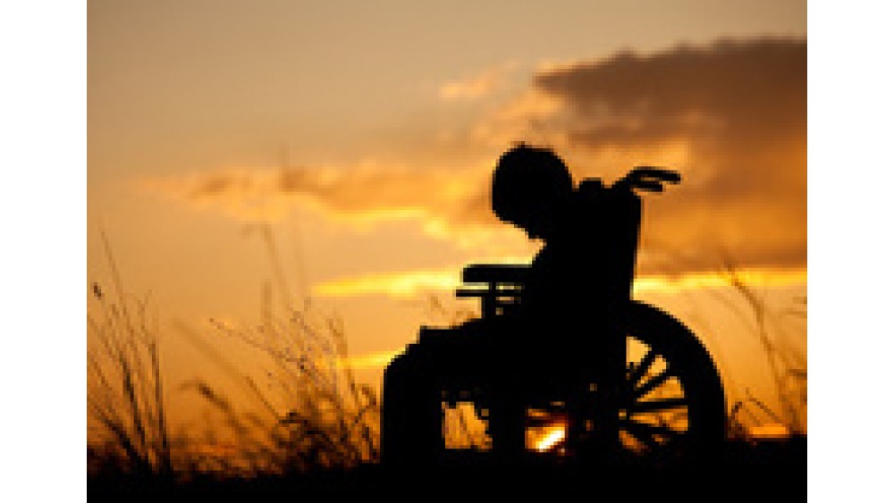 Atak dziennikarzy w PiS dziecięcym wózkiem inwalidzkim